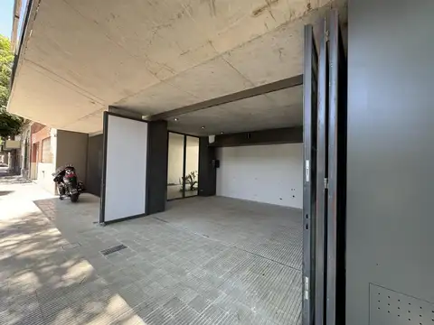 Local en Alquiler en Villa Urquiza, $ 1.500.000