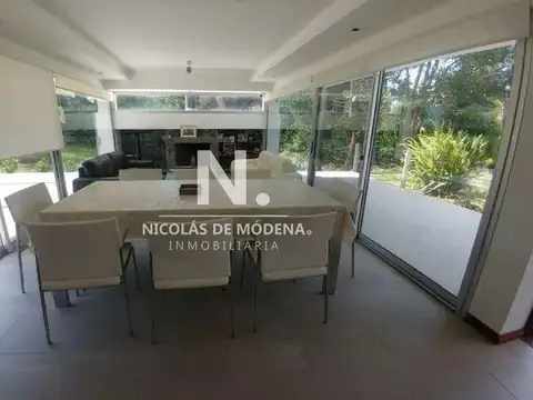 Casa en Venta de 4 dormitorios