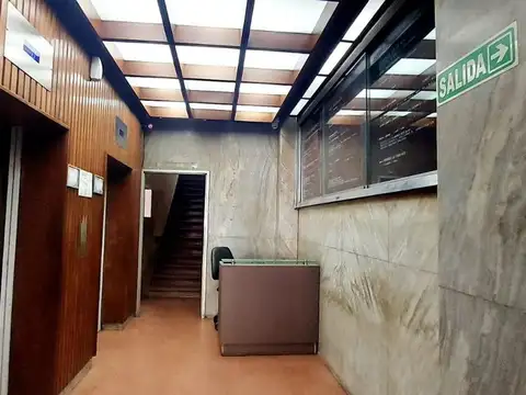 Oficina en Alquiler 50 años