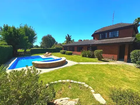 VENTA CASA 4 AMBIENTES, PARRILLA, PILETA  BARRIO INDIO CUA EXALTACION DE LA CRUZ