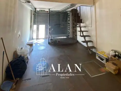 Local en Alquiler 40 años