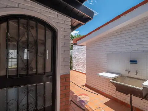 Casa 4 ambientes con 1 baño
