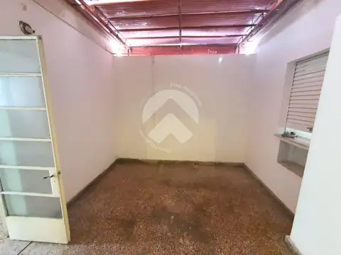 CASA + LOCAL EN PLENO CENTRO