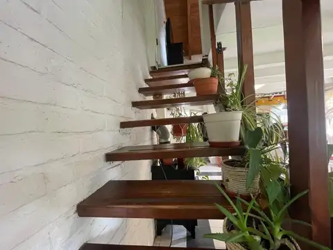 Depto Tipo Casa en Venta 16 años