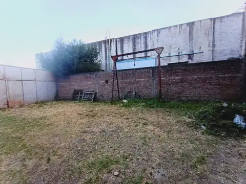 VENTA DE GALPÓN Y CASA SOBRE JUAN B. JUSTO CÓRDOBA