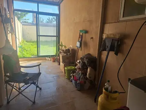 VENDO CASA EN VILLA ELISA 