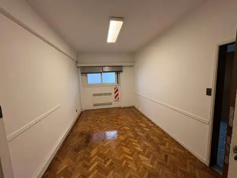 Oficina en alquiler ubicado en Recoleta