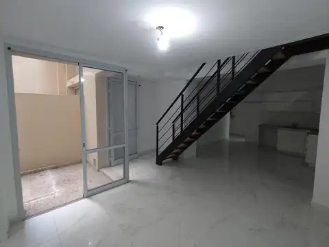 VENTA - Departamento Dúplex Céntrico