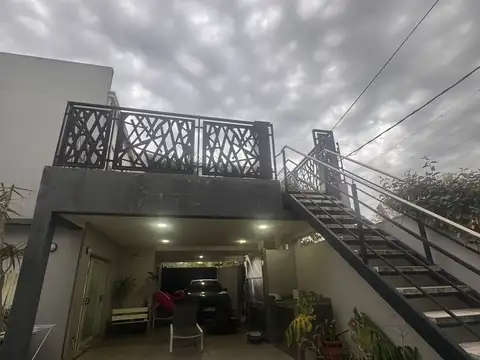 Casa en Venta en Manuel B Gonnet, USD 240.000