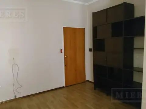 Venta con Renta- Local en San Isidro Centro