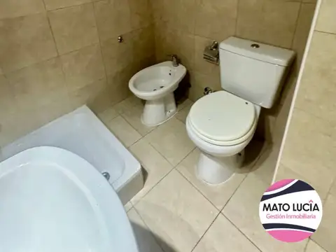 SEMIPISO 2 AMBIENTES CONTRAFRENTE CON BALCON