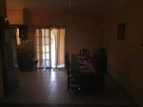 VENTA CASA DE 4 AMBIENTES LOTE PORPIO 337 M2