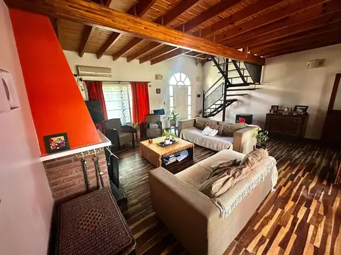 420 entre Cno. Centenario y 454 200