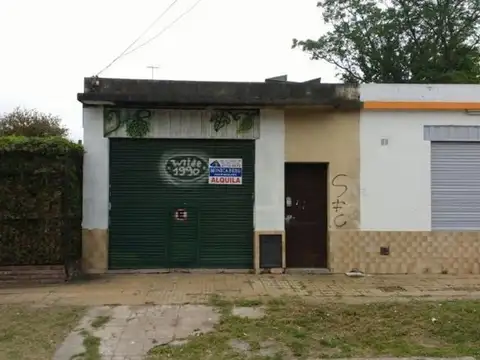 LOCAL EN WILDE Y MARTIN RODRIGUEZ