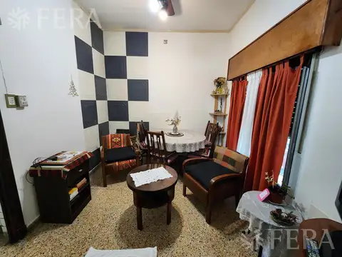 Depto Tipo Casa 2 ambientes con 1 baño