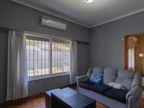 Avenida General San Martin e/ Domingo Millán y Evita