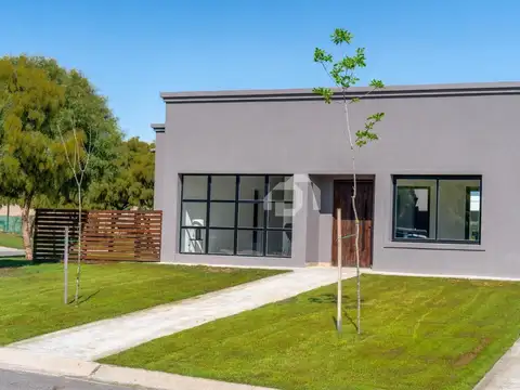 Casa en venta en San Ramon 100