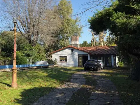 CASA QUINTA BARRIO PARQUE EL TREBOL