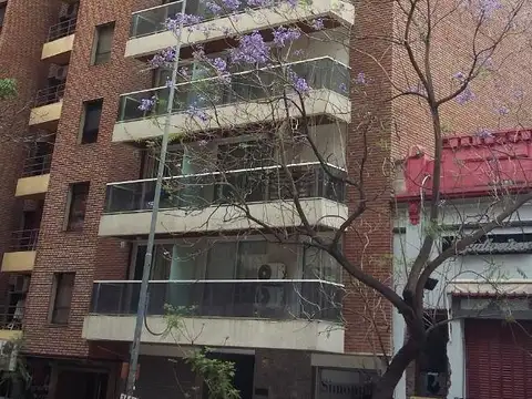 Av Pueyrredón 152 , Piso 1