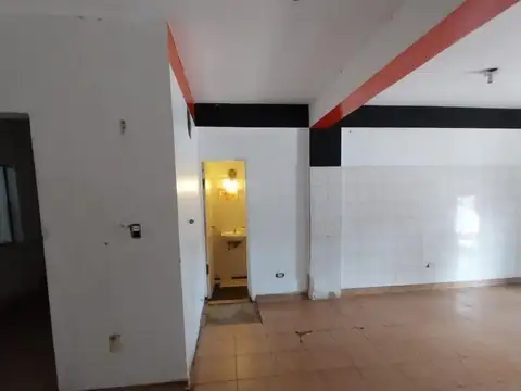 Alquiler de Local Comercial en Av. San Martín al 2700, Salta Capital