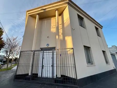 VENTA CASA 4 AMB  EN EL PALOMAR PERMUTA