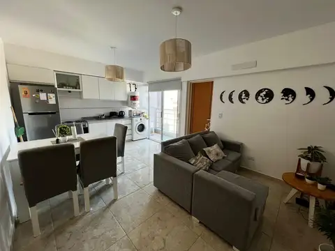 DEPARTAMENTO 2 AMBIENTES EN VENTA MORON CENTRO