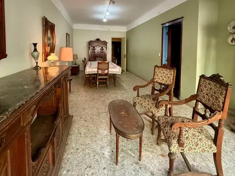 CASA LOTE EN VENTA EN V. SARMIENTO MORON