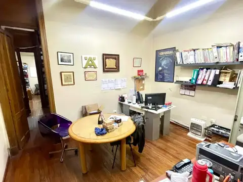 Local en Venta Via Púb.