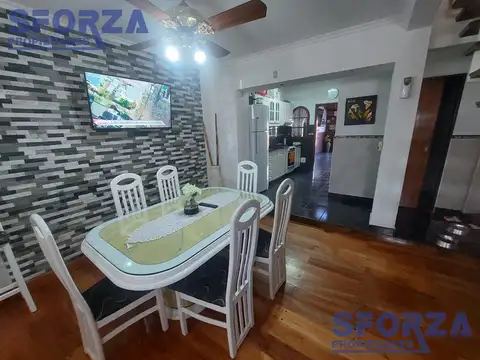 Depto Tipo Casa en Venta con 1 cocheras