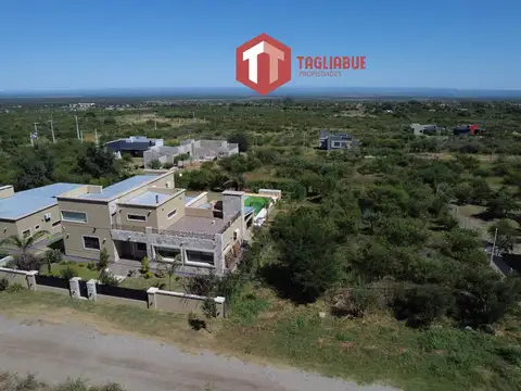 Terreno en Venta 20  mts Frente