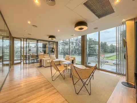 Oficina en piso exclusivo en el corazón de Aldea