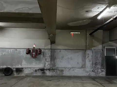 Cochera en Venta con acceso Horizontal