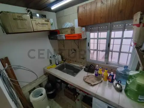 Venta de Casa 4 Ambientes + Departamento 2 Ambientes en Cañuelas.
