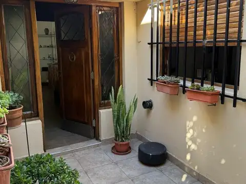 Depto Tipo Casa en Venta en Moron, USD 99.000