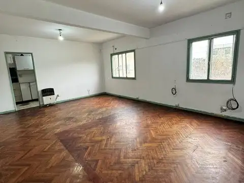 ALQUILER DEPARTAMENTO 3 AMBIENTES (Bernal)