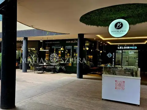 Excelente local en venta en Paseo comercial  Leloir Plaza