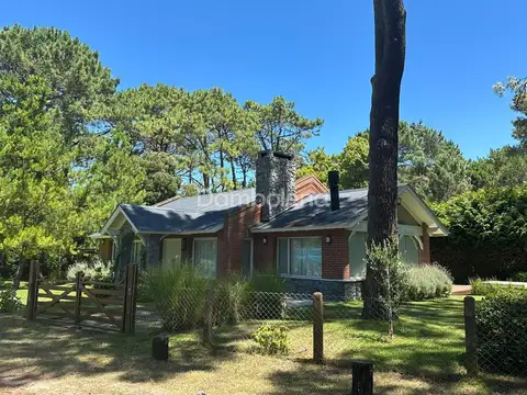 Casa  en Venta en Carilo, Costa Atlántica, Buenos Aires
