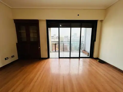 Departamento semipiso 3 ambientes venta Adrogue