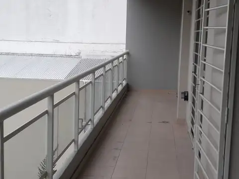 Departamento en Venta en Moron, USD 165.000