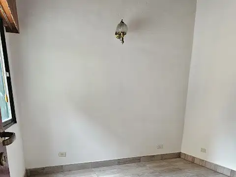 Casa 2 Ambientes en venta - Castelar Sur