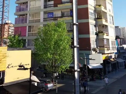 SEMIPISO 3 AMBIENTES C/DEP 100M2