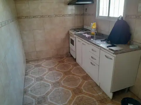 Depto Tipo Casa en Alquiler de 3 ambientes