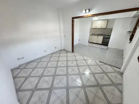 Departamento en Venta en Valentin Alsina, USD 49.000