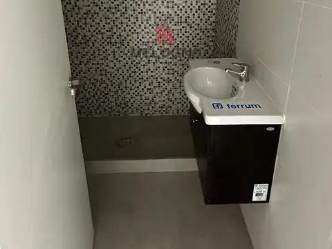 Aristóbulo del Valle 2252 2200