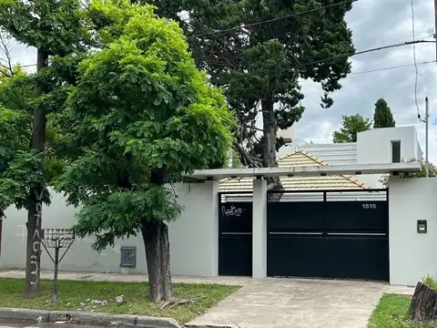 Casa en Venta en City Bell, USD 247.000