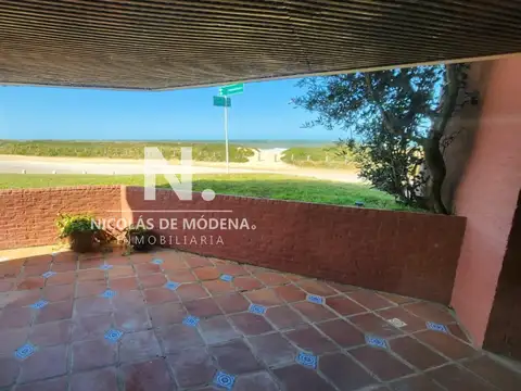 Departamento 4 ambientes con 3 baños