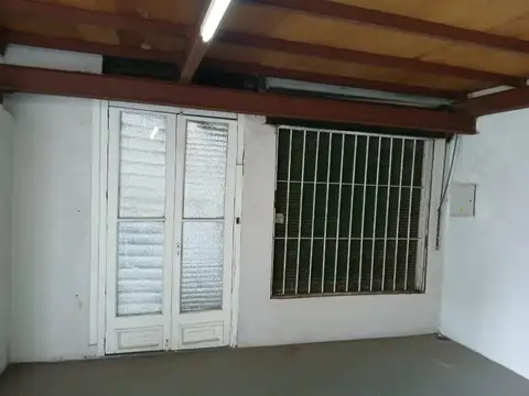 Local en Alquiler Via Púb.