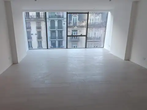 Oficina Monoambiente con 2 baños