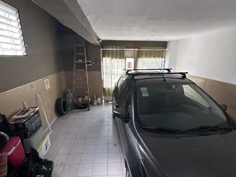 Depto Tipo Casa en Venta con 1 cocheras