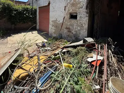 Galpon en Venta 8  mts Frente